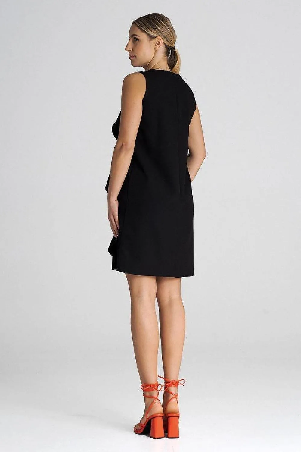 Chic Sleeveless Trapeze Cocktail Dress with Ruffle Accents