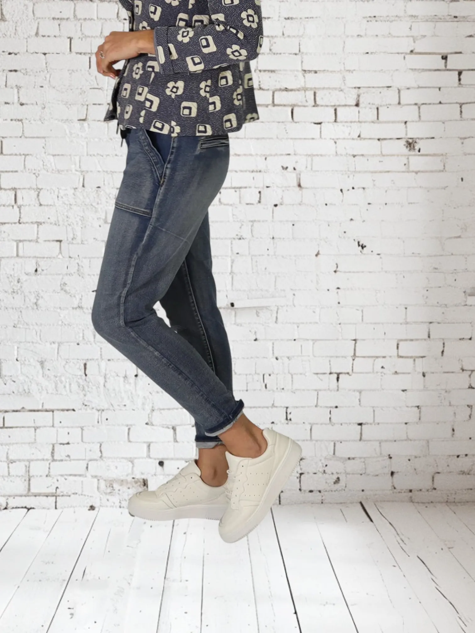 D.E.C.K By Decollage 822601 Super Stretchy Drawstring Waist Jeans With Pockets