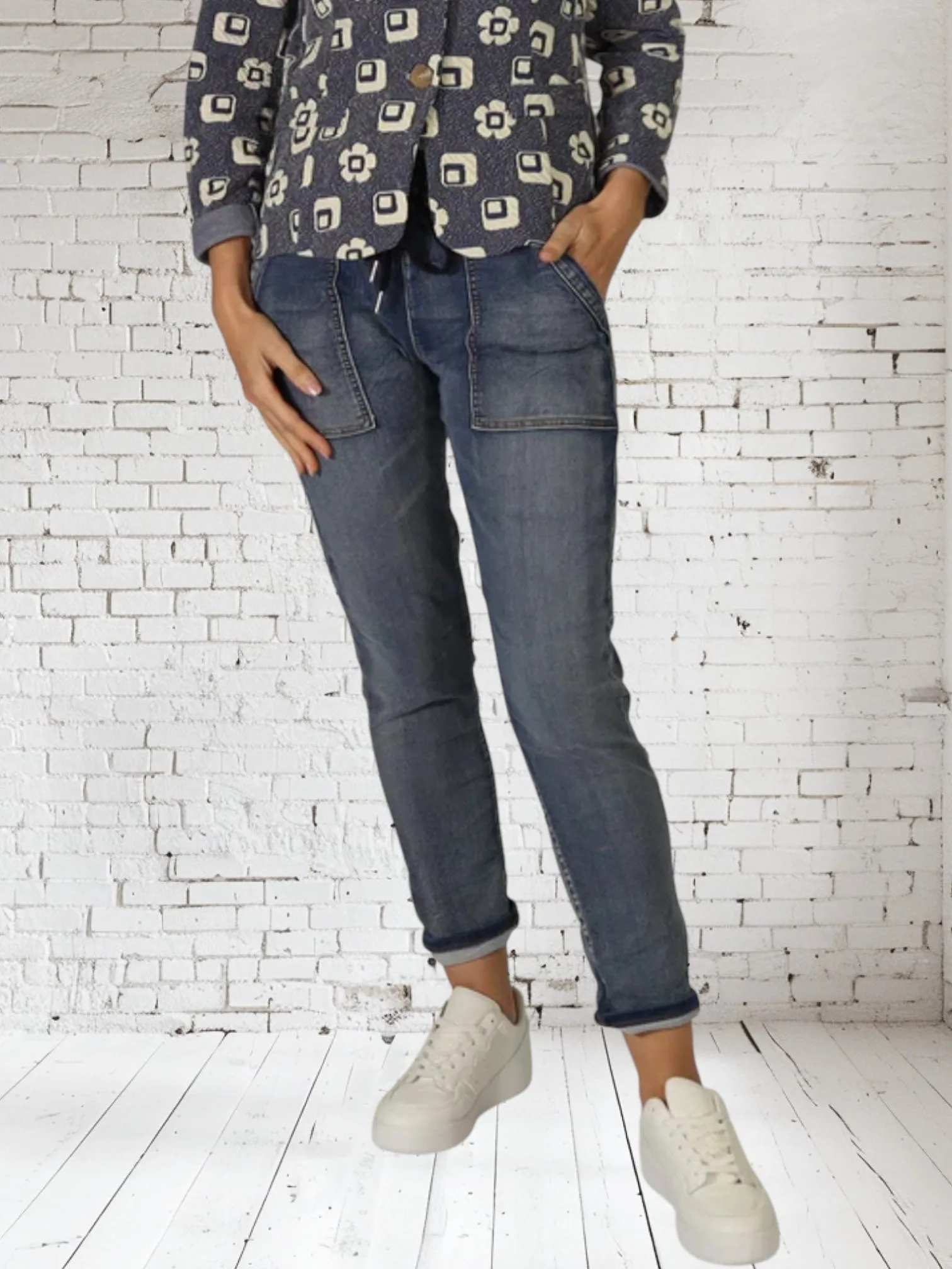 D.E.C.K By Decollage 822601 Super Stretchy Drawstring Waist Jeans With Pockets