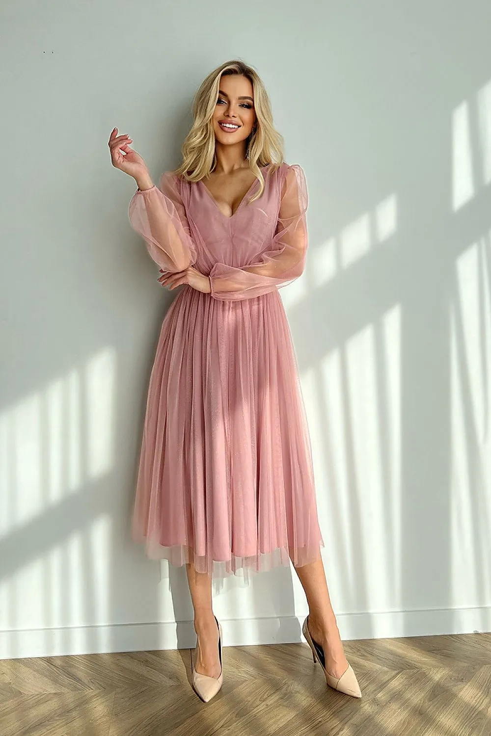 Elegant Brocade Mesh Midi Dress