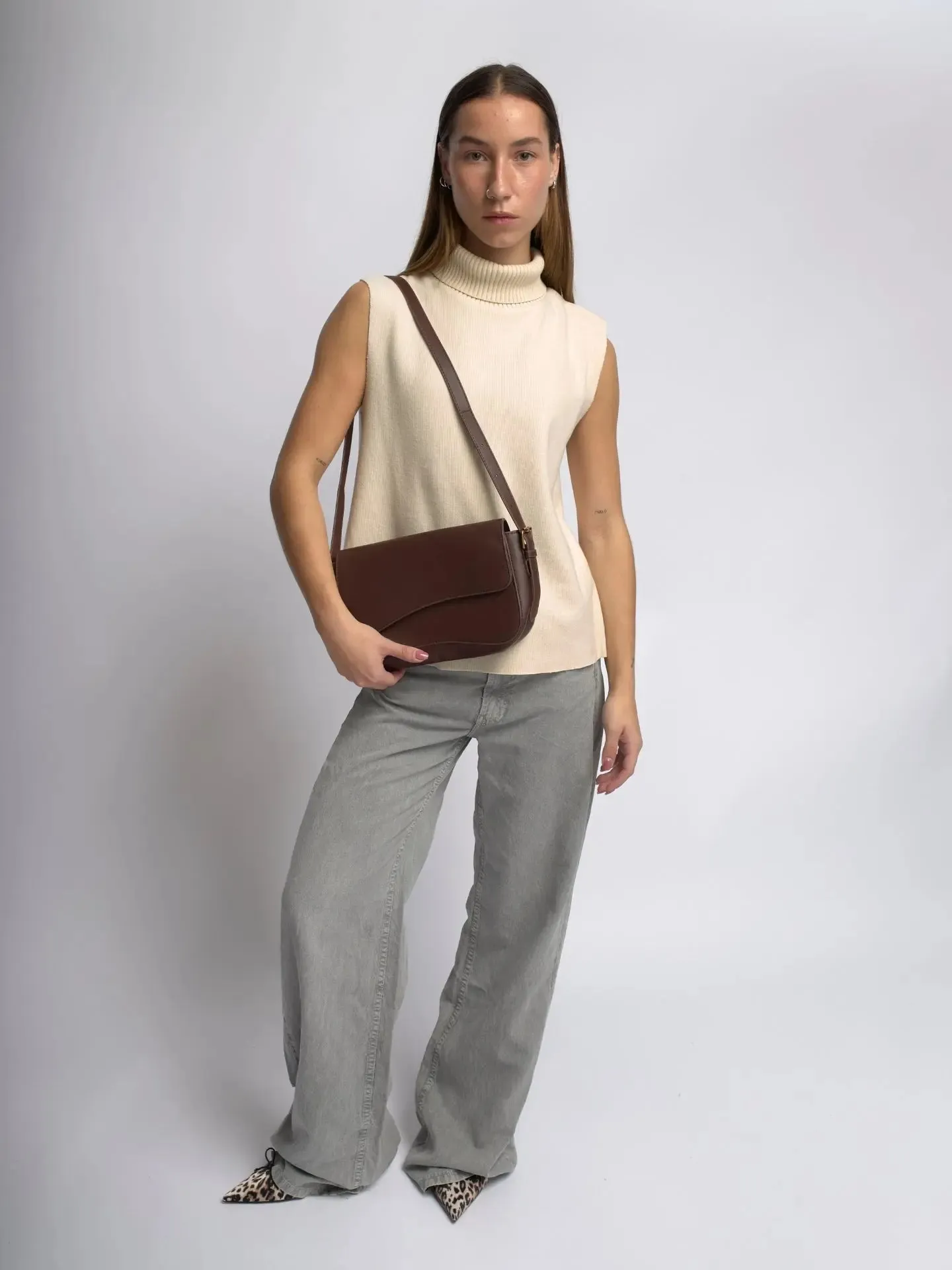 Gaby | Elegant Minimalist Black Leather Shoulder Bag