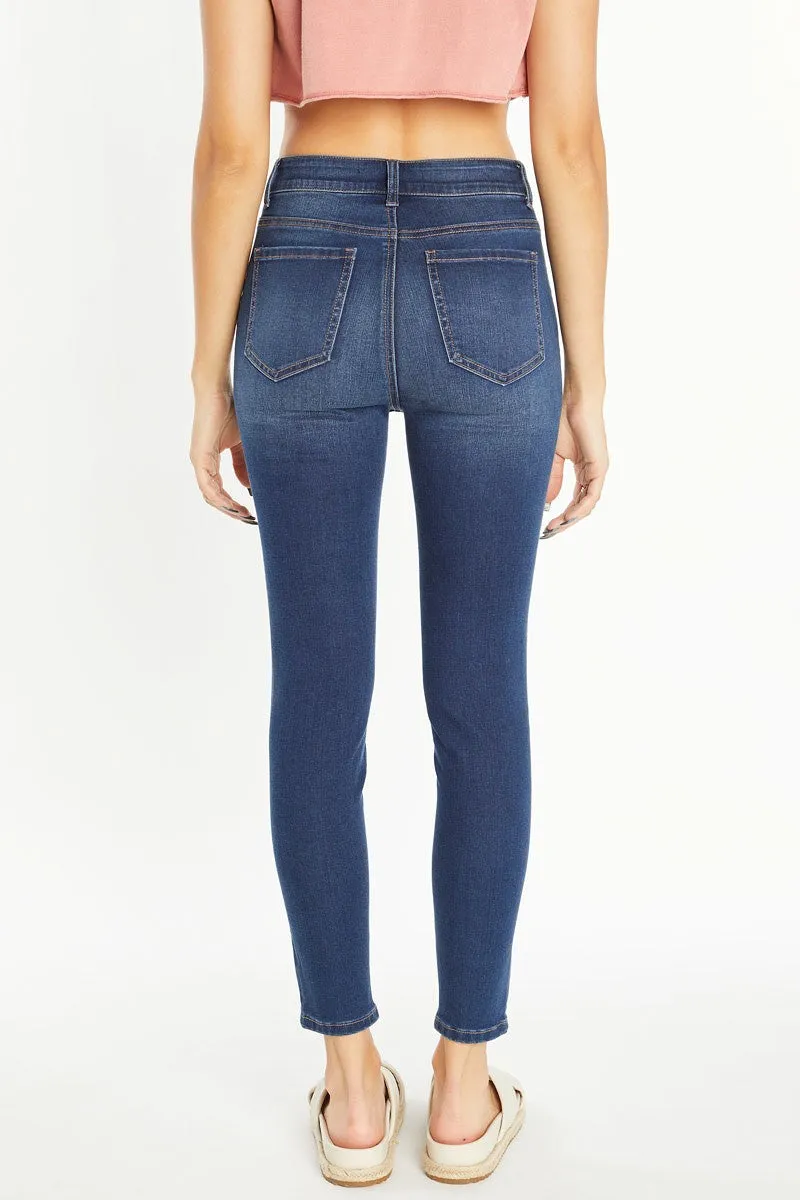Unforgettable Stretch Skinny Jeans in Dark Wash
